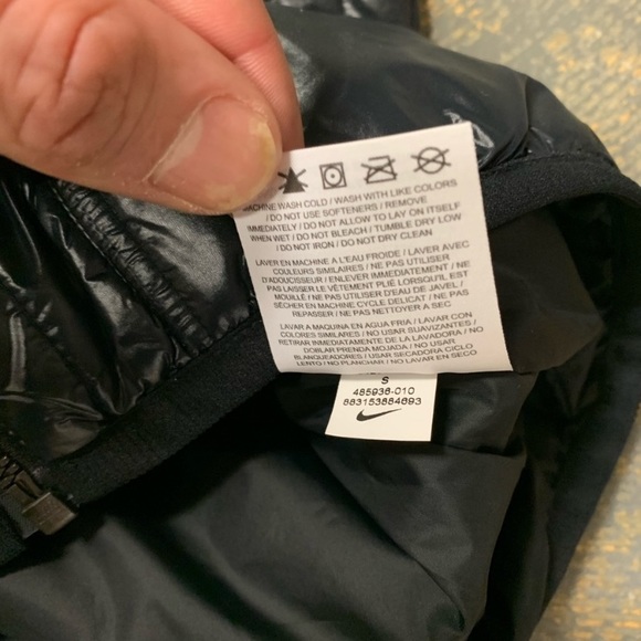 Very unique Nike Running Vest! - Picture 8 of 8